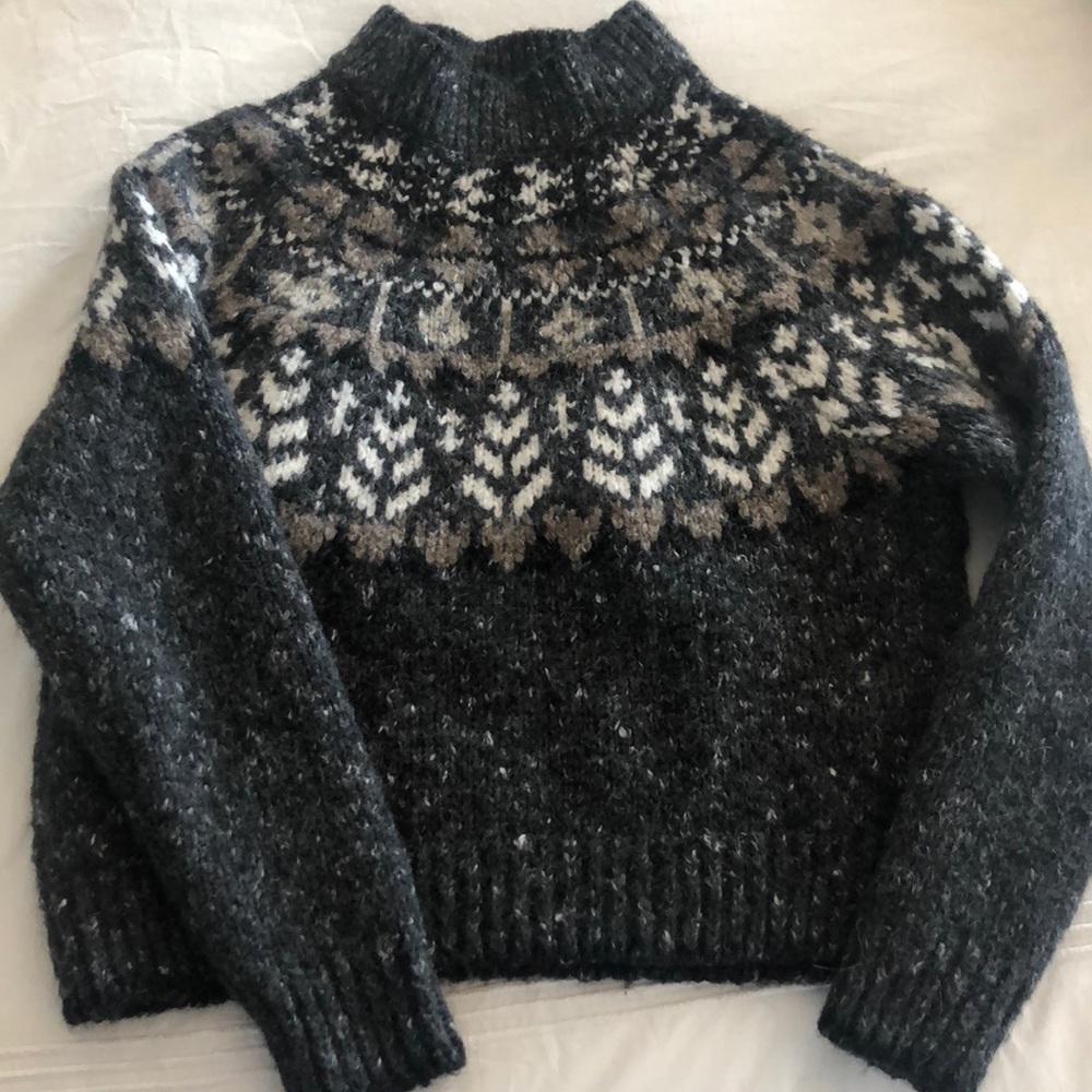 Cropped winter turtleneck sweater SIZE S